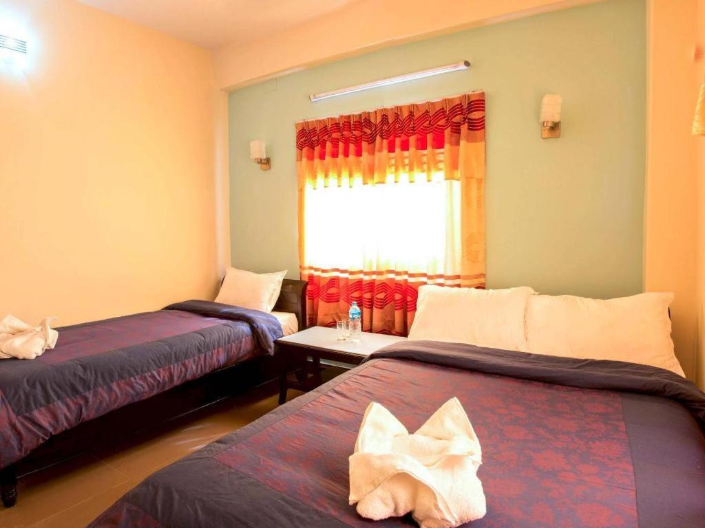 Hotel Atrium Pokhara Dış mekan fotoğraf